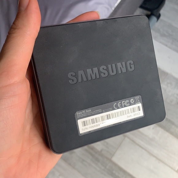 SAMSUNG Slate PC Dock (AA-RD5NDOC) - TESTED, NO POWER CABLE - Picture 11 of 11